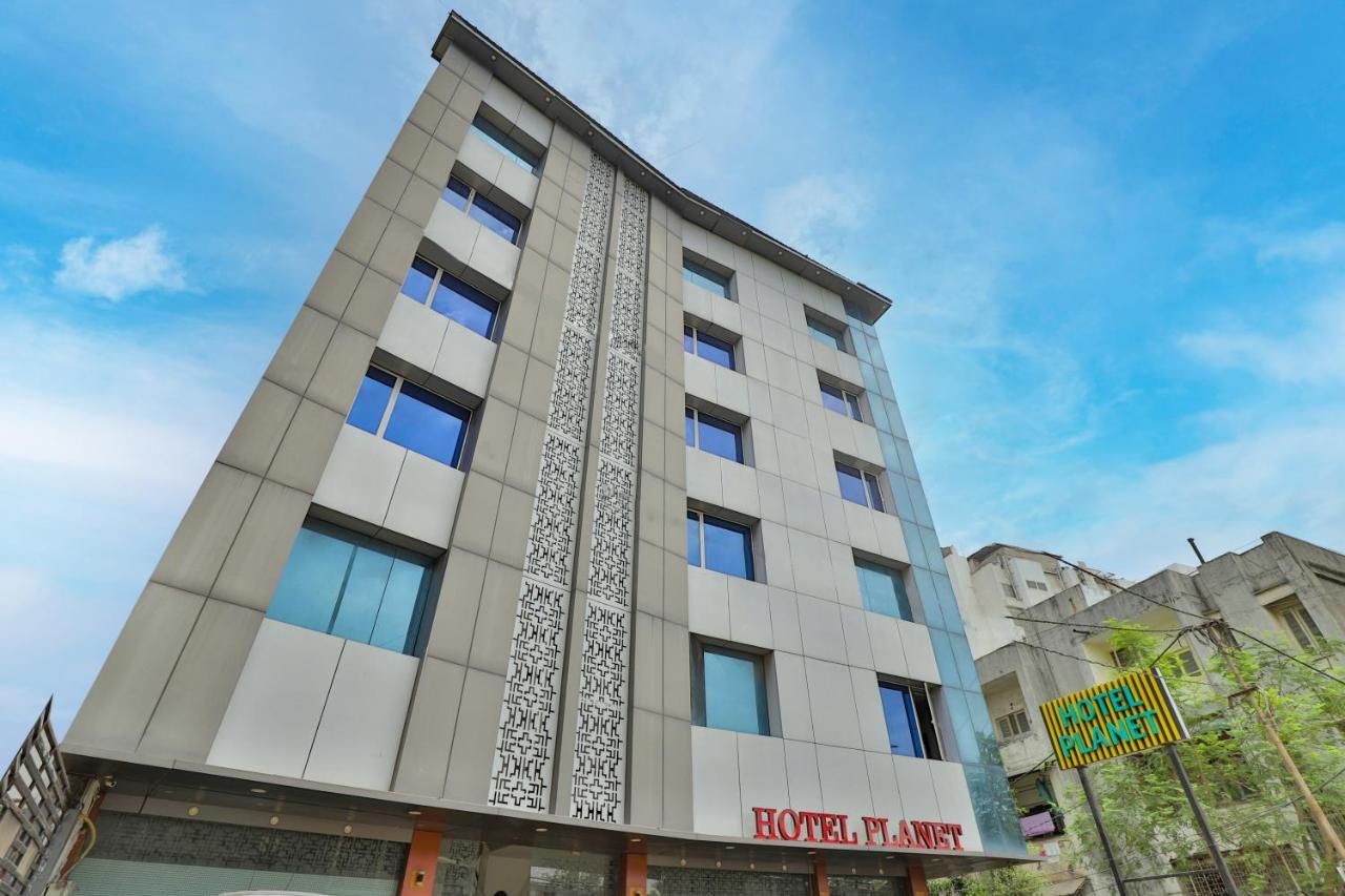 Hotel Planet Vadodara Exterior foto