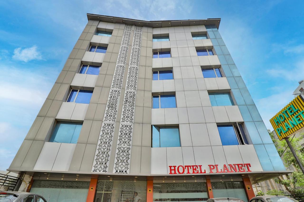 Hotel Planet Vadodara Exterior foto